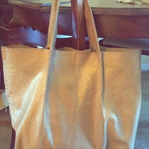 Kenneth Cole Tote